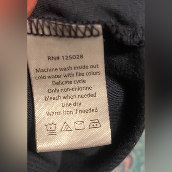 Psycho Bunny V Neck T-Shirt - Picture 4 of 5